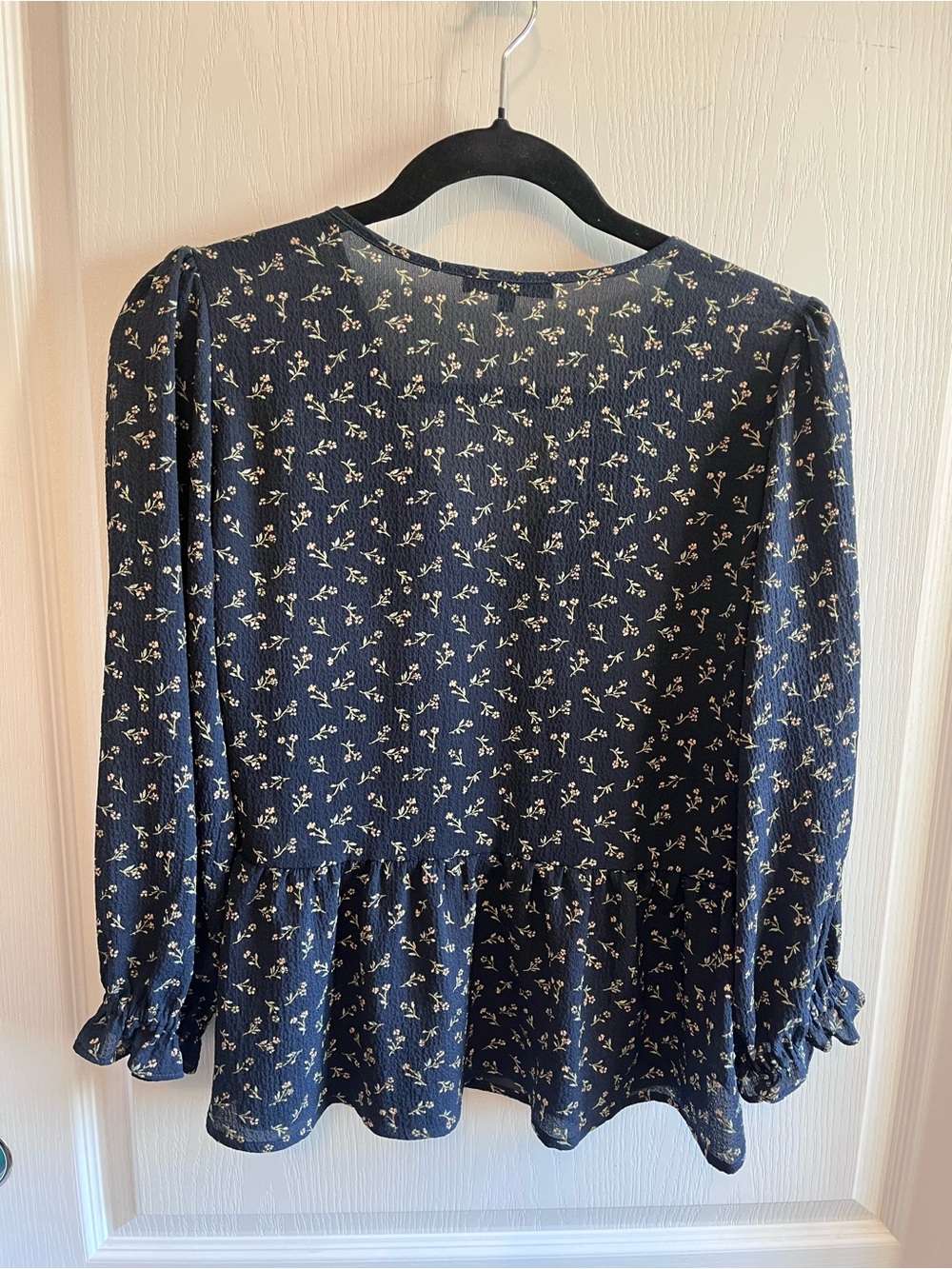 Madewell Puff-Sleeve Peplum Wrap Top in Spring Fling Floral - Size S - Picture 5 of 8